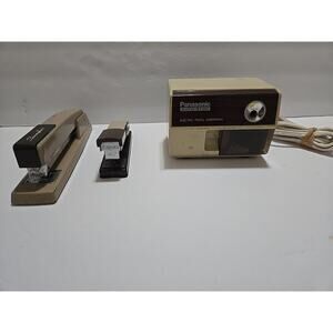 VTG Panasonic Auto-Stop Electric Pencil Sharpener Model KP-110 Tested/Works